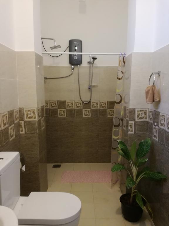 Apna Homestay Apartments Unawatuna Exterior photo