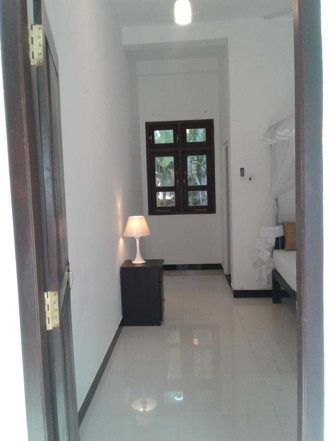 Apna Homestay Apartments Unawatuna Exterior photo