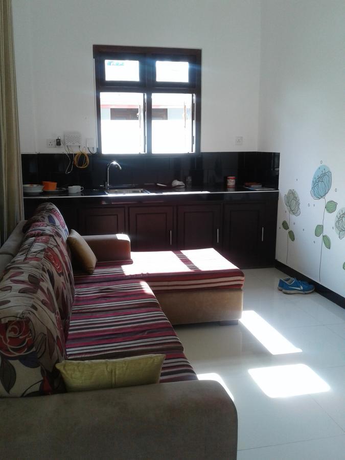 Apna Homestay Apartments Unawatuna Exterior photo