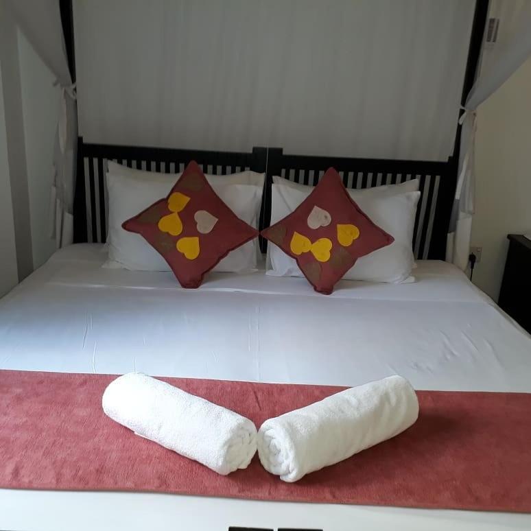 Apna Homestay Apartments Unawatuna Exterior photo